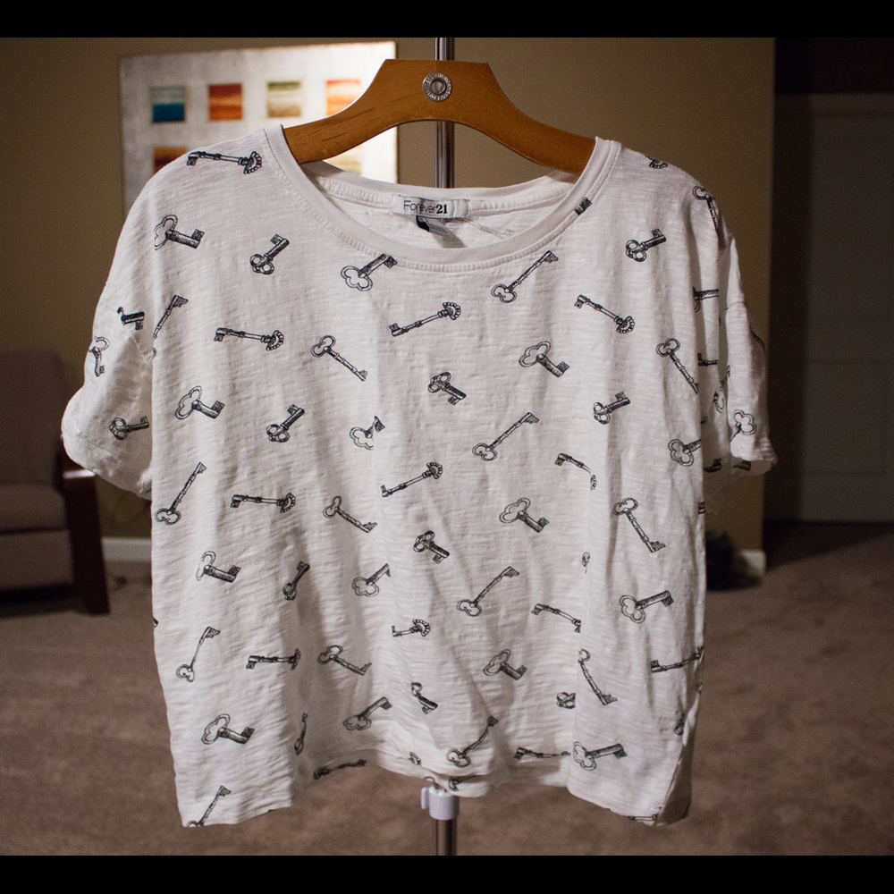 Forever 21 Boxy Key T-Shirt